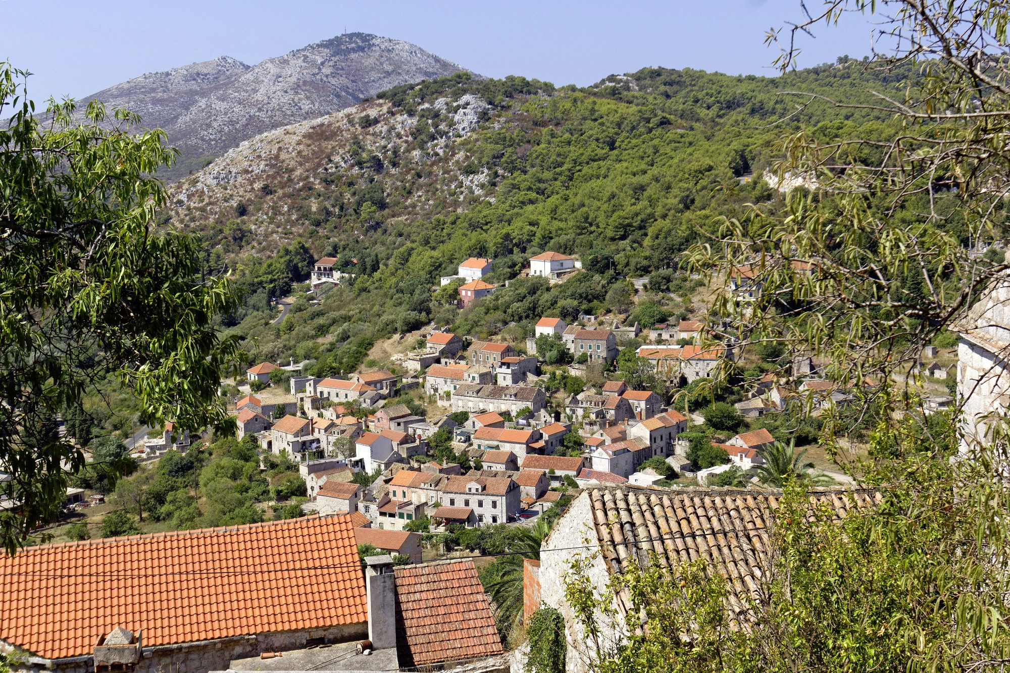 T1 – Enjoy the Dalmatian coast, 6 islands in 7 days